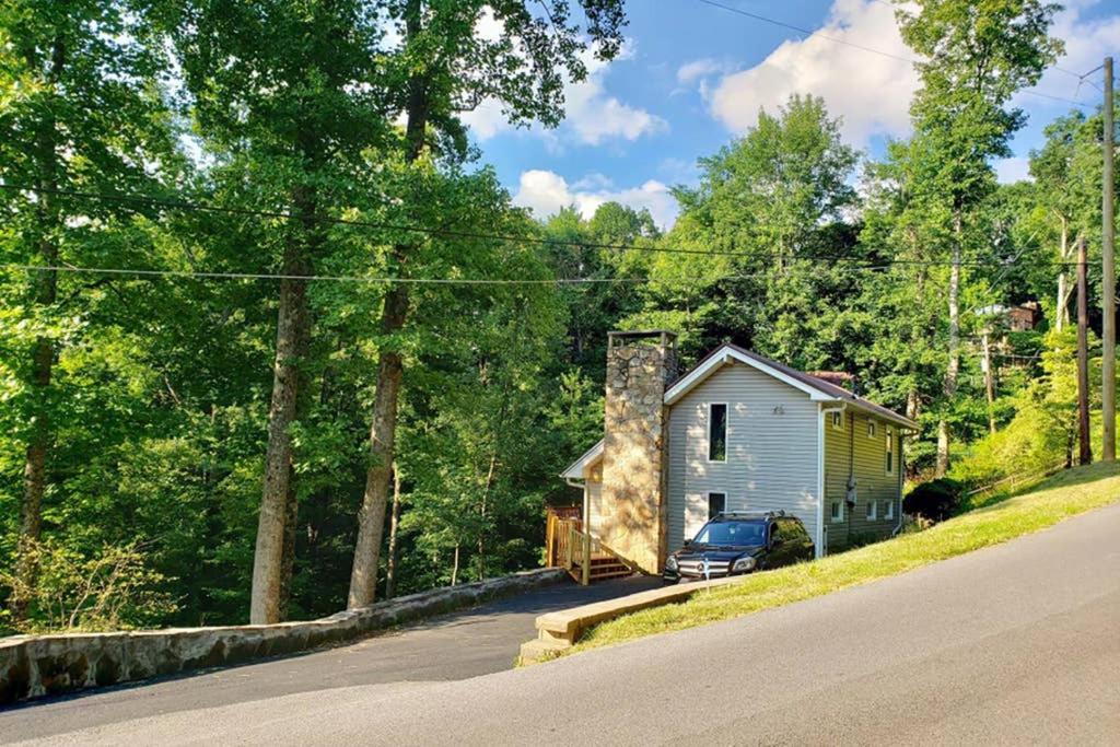 A Smoky Mountains Retreat - Chalet De Montagne Villa Gatlinburg Exterior foto