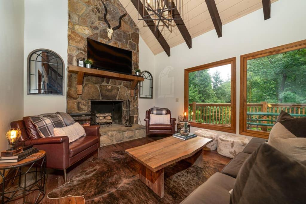 A Smoky Mountains Retreat - Chalet De Montagne Villa Gatlinburg Exterior foto